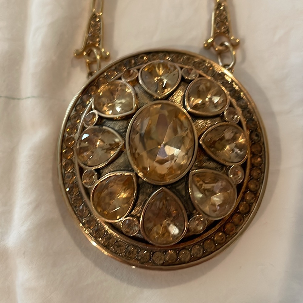 Akkad statement Swarovski style stones necklace - Picture 2 of 6